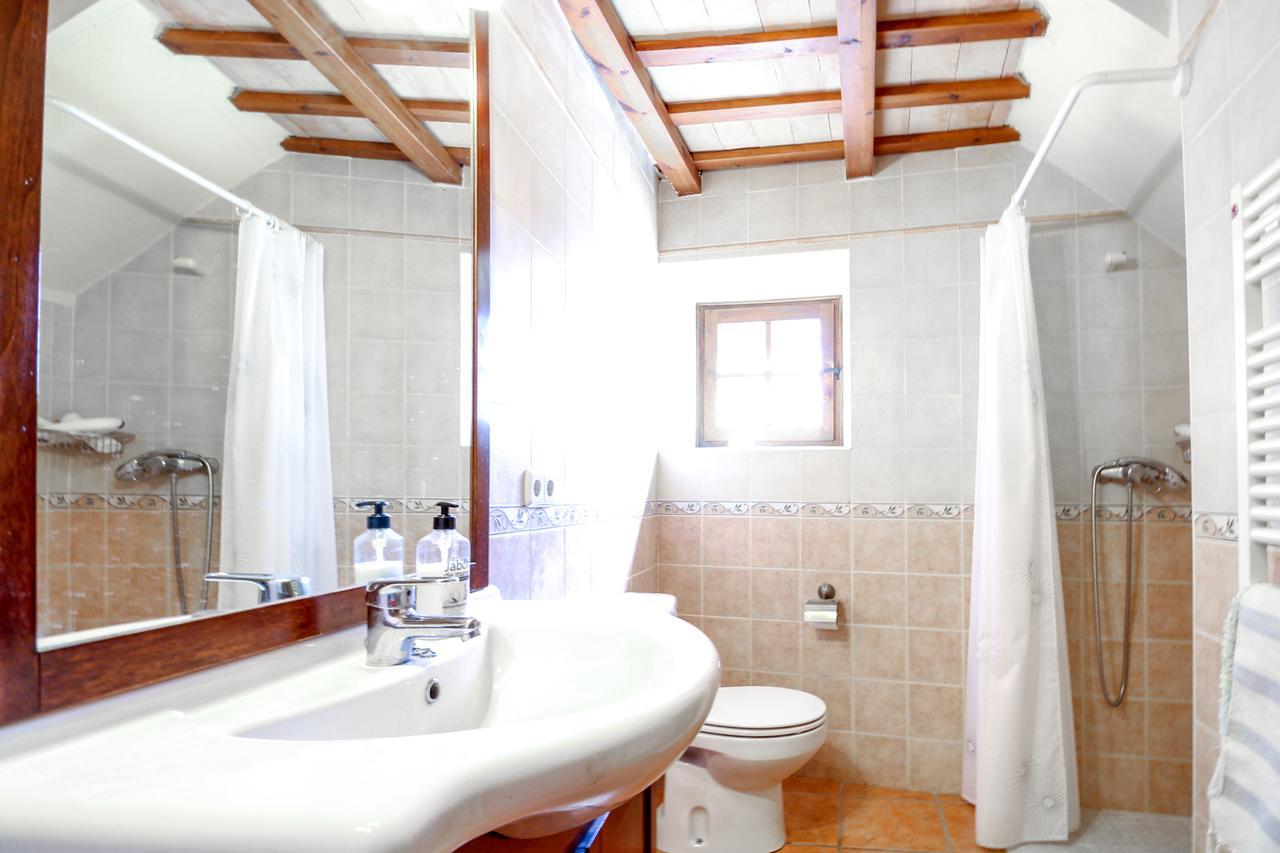 Sistach Rentals Casa Colomers Kültér fotó