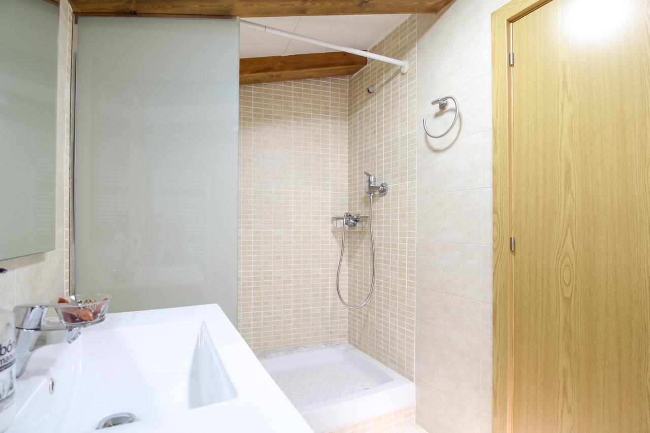 Sistach Rentals Casa Colomers Kültér fotó